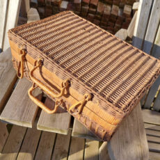 valise osier marron